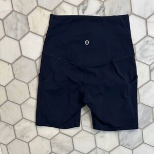 lululemon athletica Blue Bike Shorts High-Rise Align w/ Pockets 5 in inseam